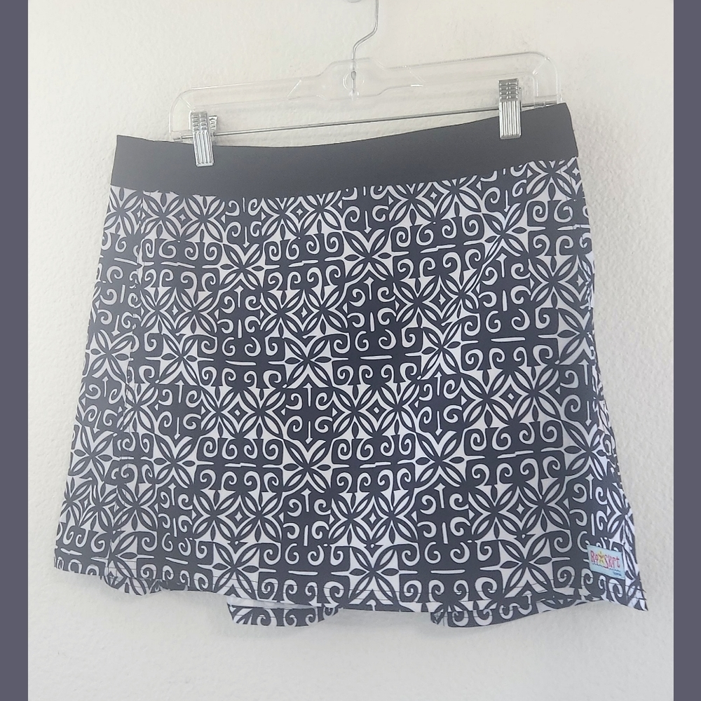 Ripskirt Hawaii Lotta Leg Blue Print Full Wrap Swim Skirt Coverup Medium